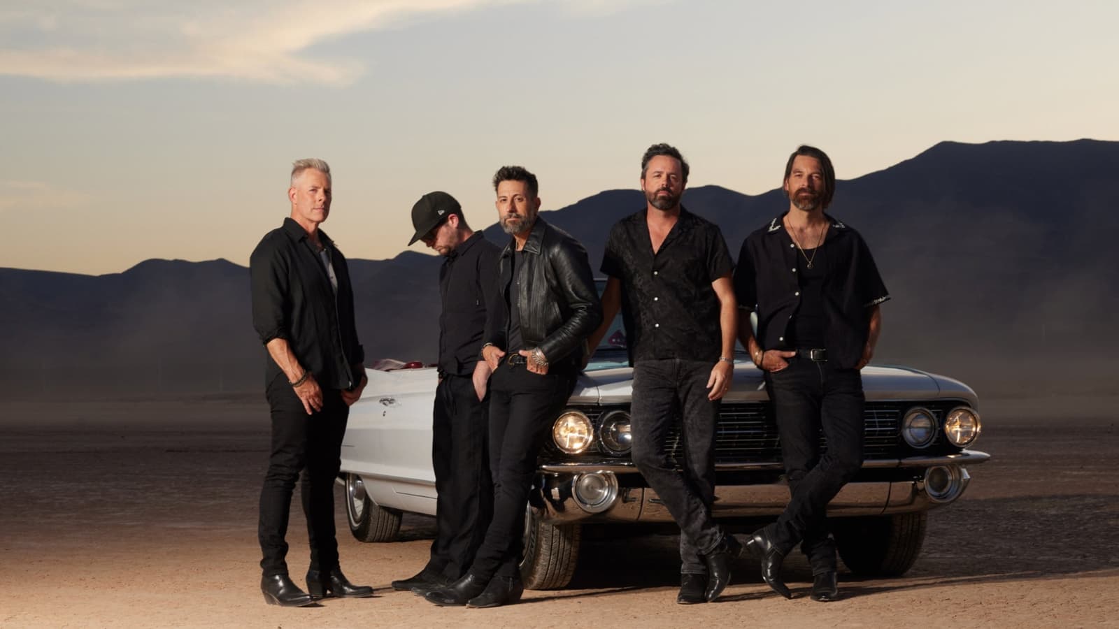 OLD DOMINION. HITS. VEGAS.